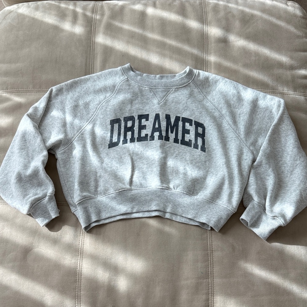 Old Navy “Dreamer” Gray Kids Cropped Sweatshirt Size 8